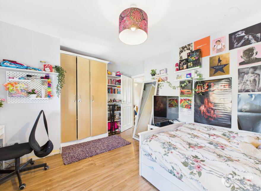 24 The Crescent, Castlecomer Road, Kilkenny Town, R95X4V8