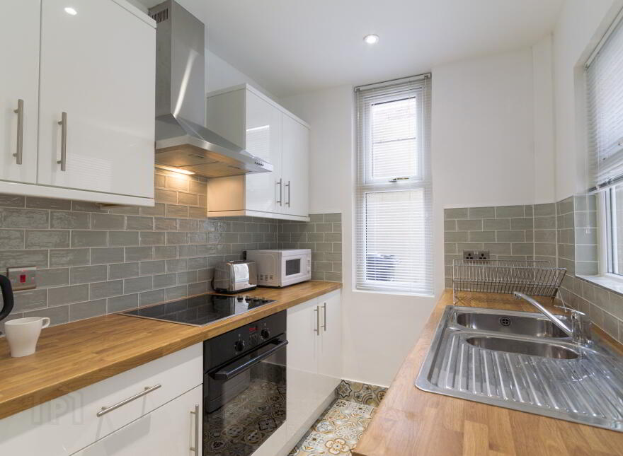 3 Florenceville Drive, Belfast, BT7 3GY