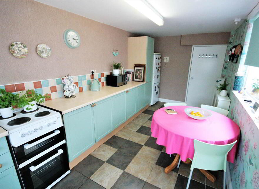 2 Glenmore Terrace, Hilden, Lisburn, BT27 4RW