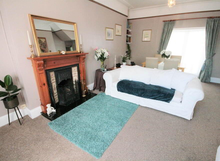2 Glenmore Terrace, Hilden, Lisburn, BT27 4RW