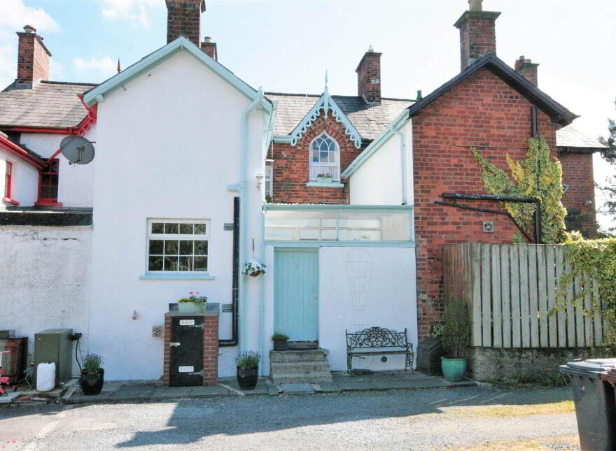 2 Glenmore Terrace, Hilden, Lisburn, BT27 4RW