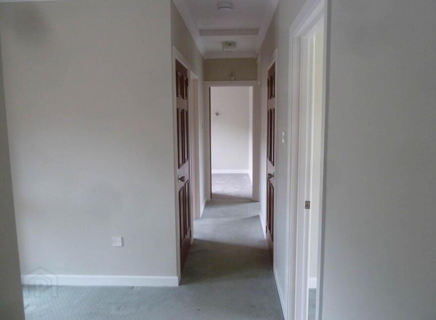 6 Lakeview Park, Enniskillen, BT74 6AR