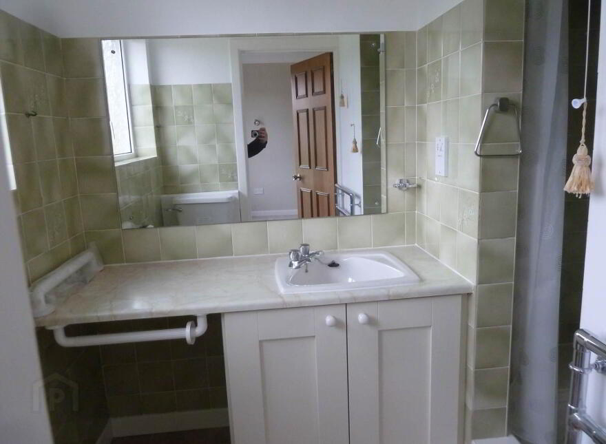 6 Lakeview Park, Enniskillen, BT74 6AR