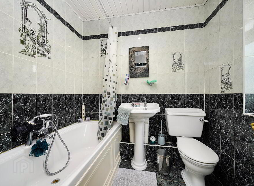 28 Springbank, Saggart, Dublin, D24CX29