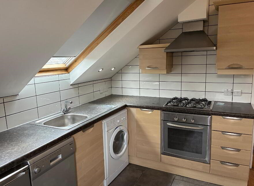 Apt 5 Malone Cottages, 207 Sandy Row, Belfast, BT12 5ED