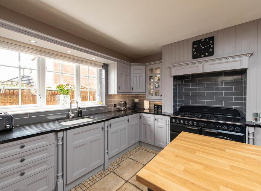 10 Millbank Road, Templepatrick, Ballyclare, BT39 0AS