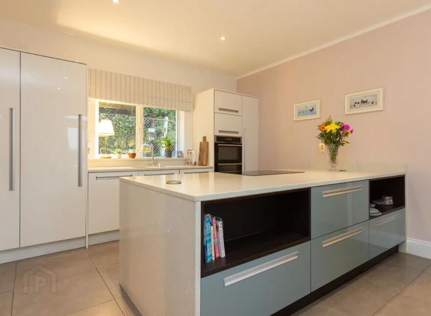 1 Lough Owel Village, Tullaghan, Irishtown, Mullingar, N91H0F6