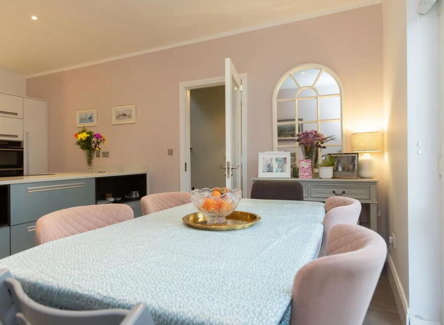 1 Lough Owel Village, Tullaghan, Irishtown, Mullingar, N91H0F6