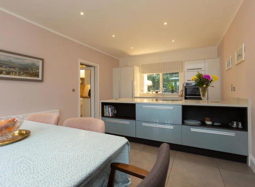 1 Lough Owel Village, Tullaghan, Irishtown, Mullingar, N91H0F6