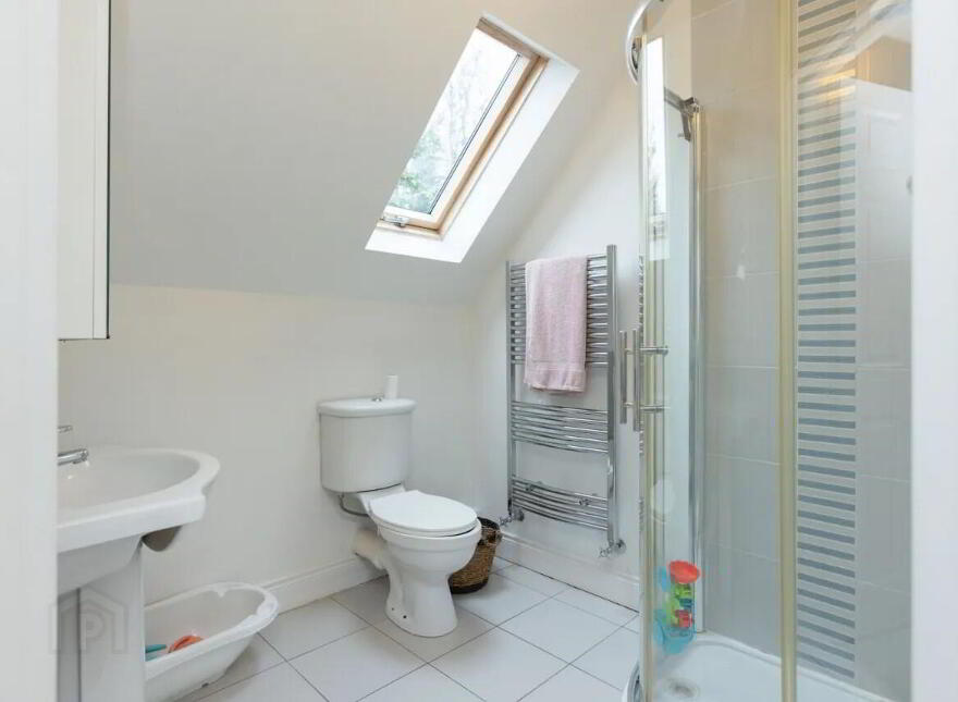 1 Lough Owel Village, Tullaghan, Irishtown, Mullingar, N91H0F6