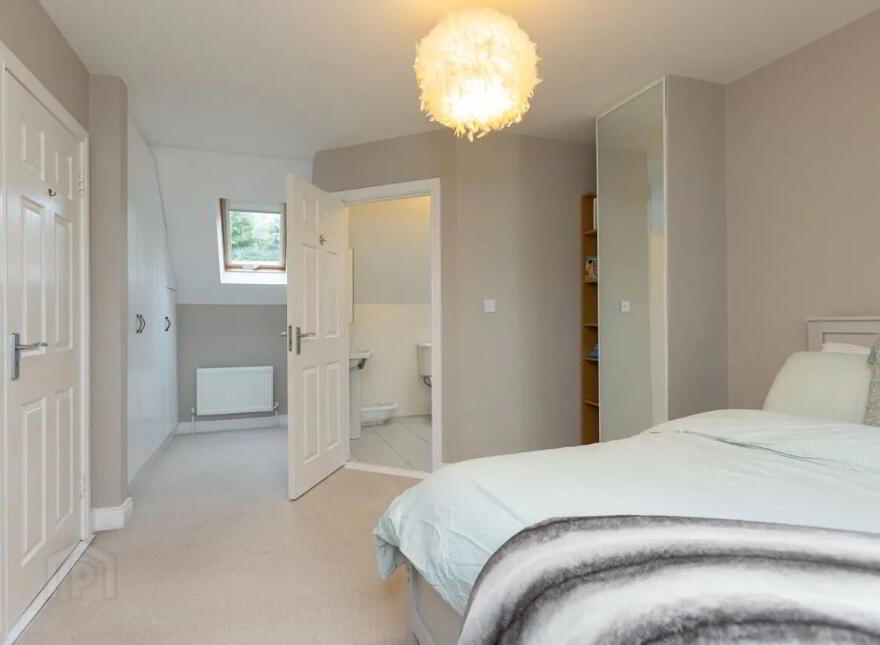 1 Lough Owel Village, Tullaghan, Irishtown, Mullingar, N91H0F6