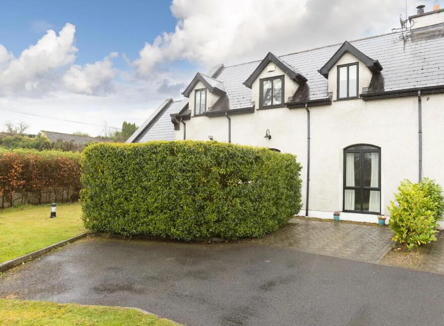 1 Lough Owel Village, Tullaghan, Irishtown, Mullingar, N91H0F6
