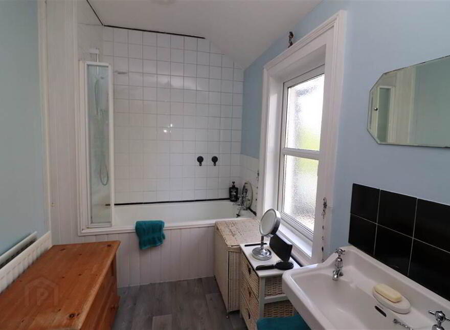 9 Bellevue Park, Antrim Road, Lisburn, BT28 3DL