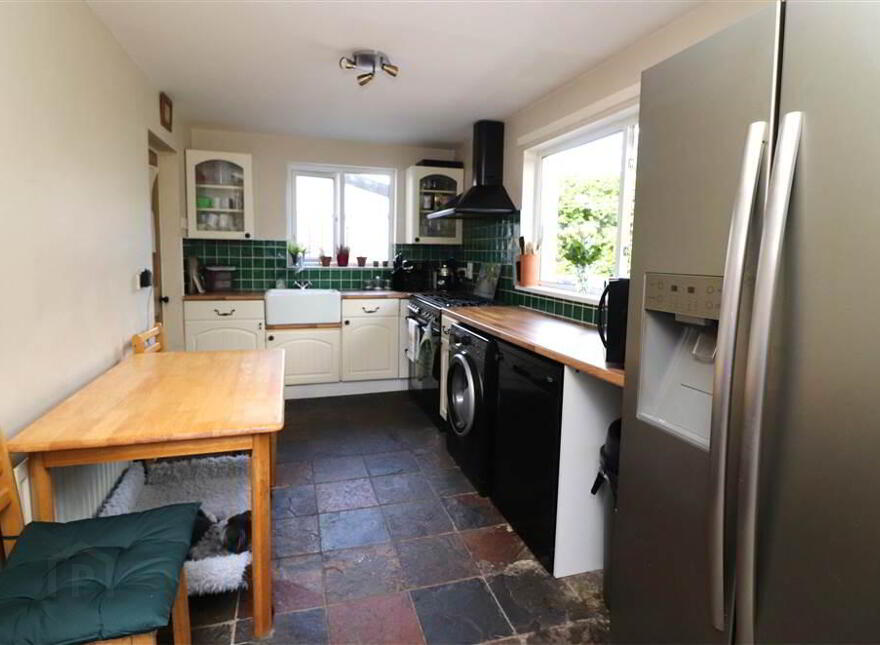 9 Bellevue Park, Antrim Road, Lisburn, BT28 3DL