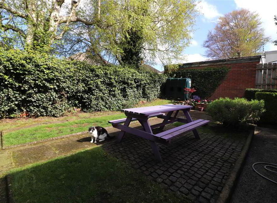 9 Bellevue Park, Antrim Road, Lisburn, BT28 3DL