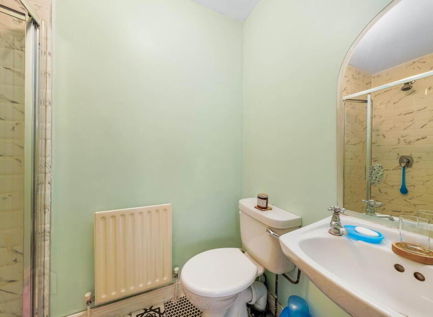 6 Woodville Place, Clonmellon, C15T6T1