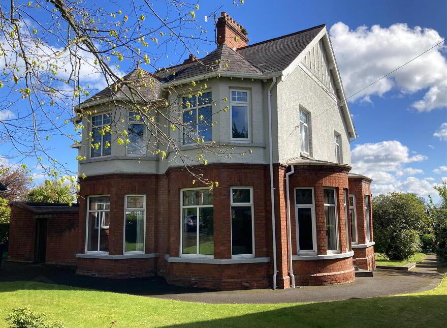 "Annamo", 6 Chichester Park North, Belfast, BT15 5DR