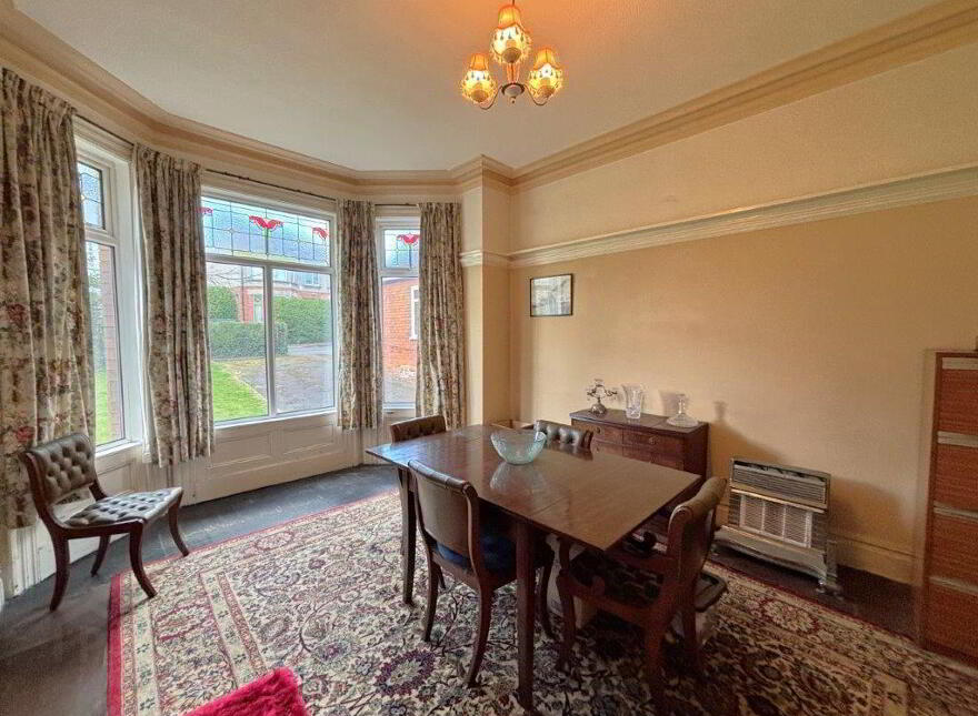 "Annamo", 6 Chichester Park North, Belfast, BT15 5DR