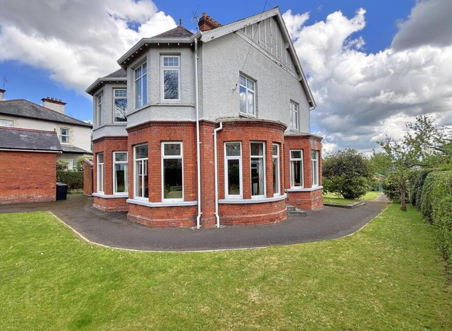 "Annamo", 6 Chichester Park North, Belfast, BT15 5DR