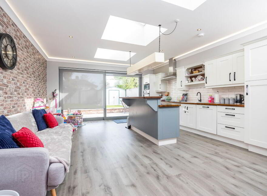 73 Shanard Road, Santry, Dublin, D09F6X4