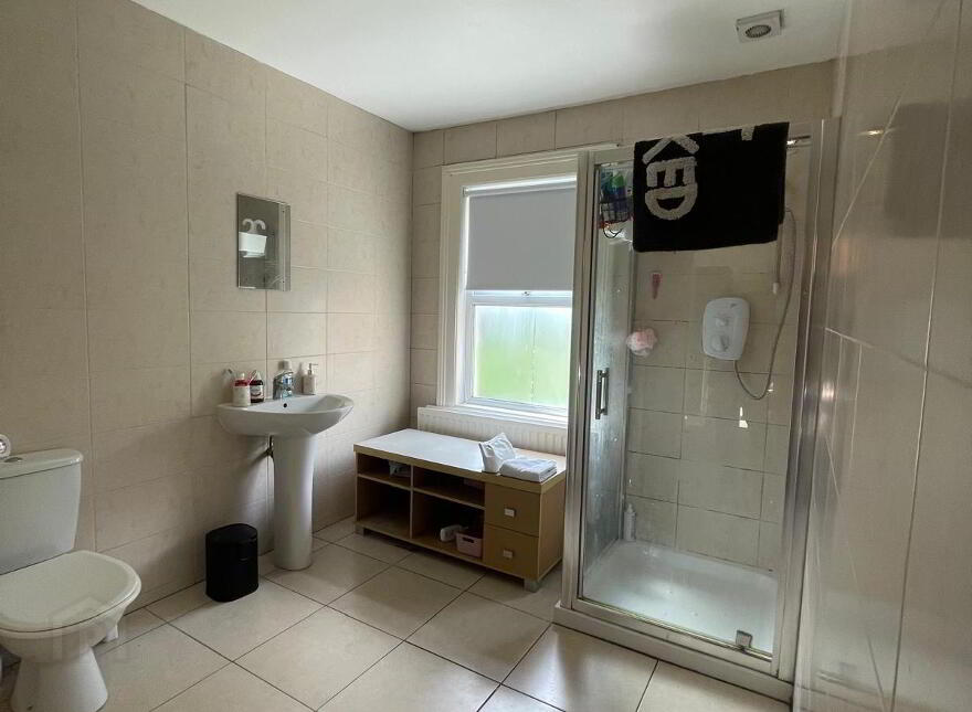 3 Wellington Park Avenue, Belfast, BT9 6DT