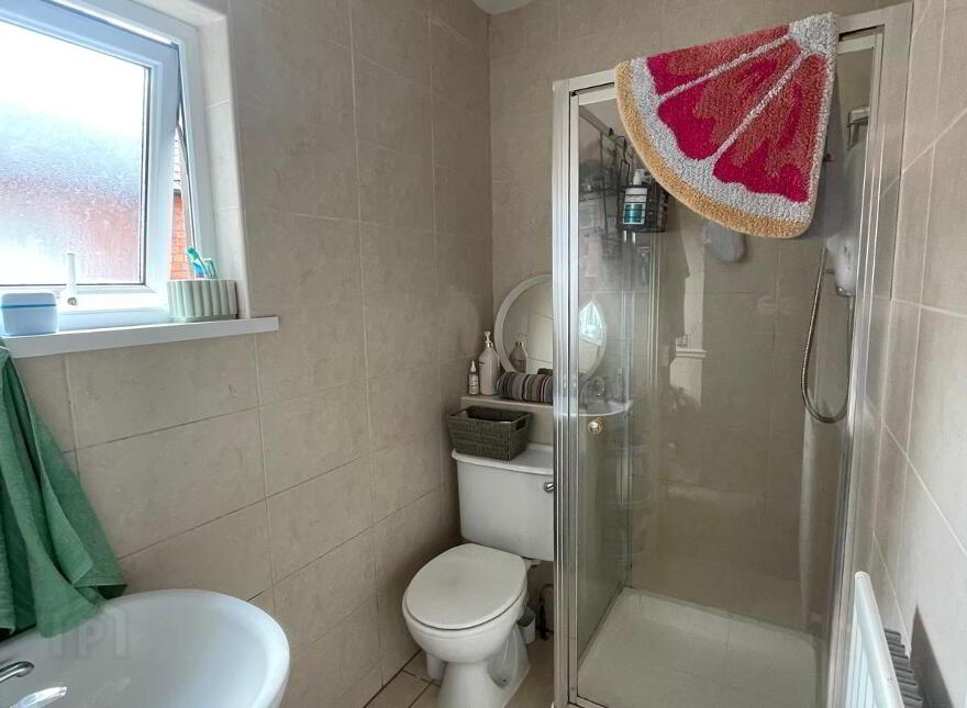 3 Wellington Park Avenue, Belfast, BT9 6DT
