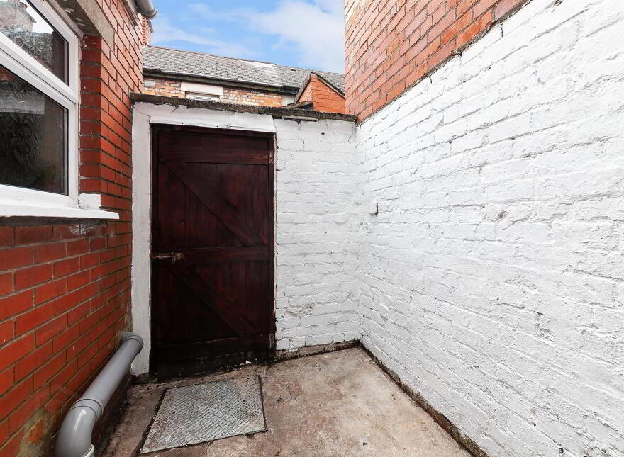 35 Parkgate Crescent, Belfast, BT4 1EU