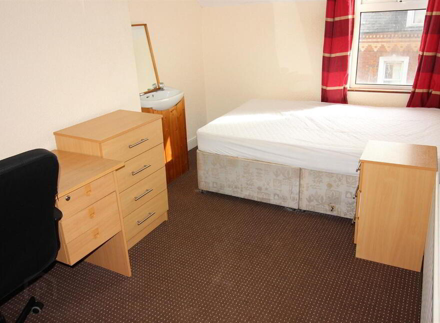 Apt 1 & Apt 2, 13 Malone Avenue, Belfast, BT9 6EN