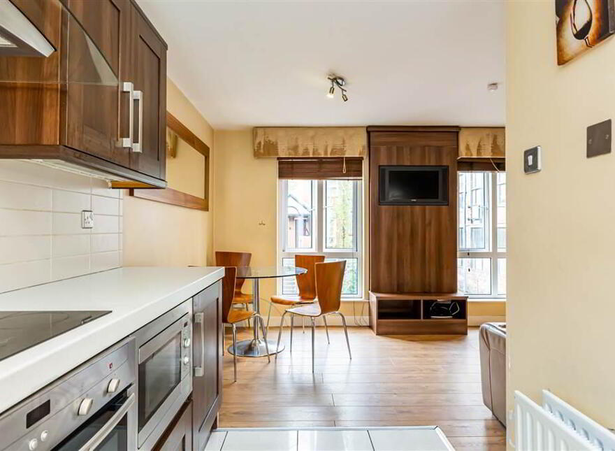 15 Ashburne Place, Dublin Road, Belfast, BT7 1SE