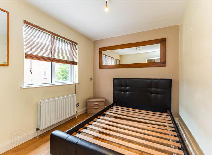 15 Ashburne Place, Dublin Road, Belfast, BT7 1SE