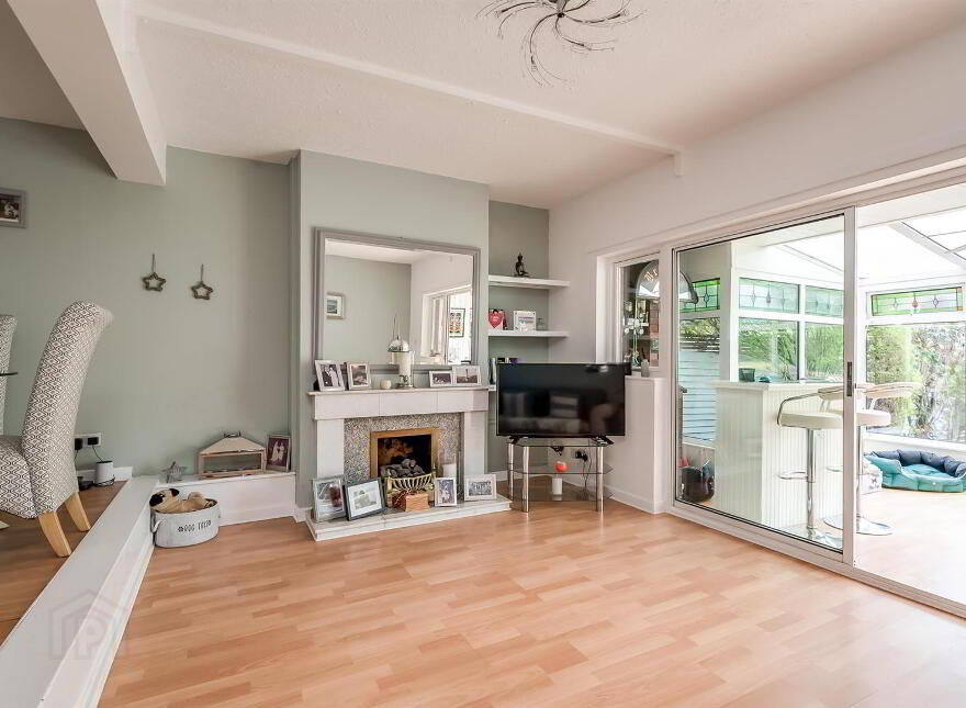 6 Knightsbridge Mews, Belfast, BT9 5EW