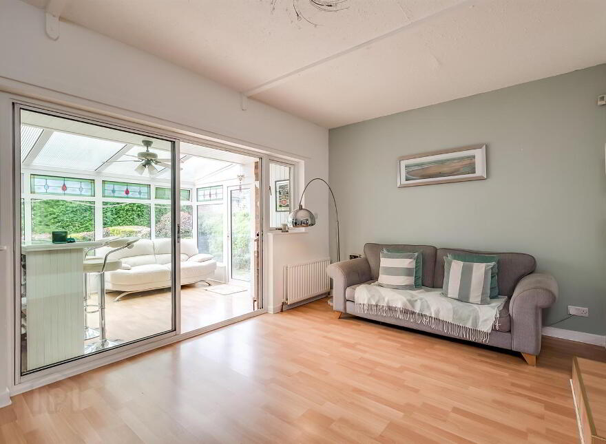 6 Knightsbridge Mews, Belfast, BT9 5EW