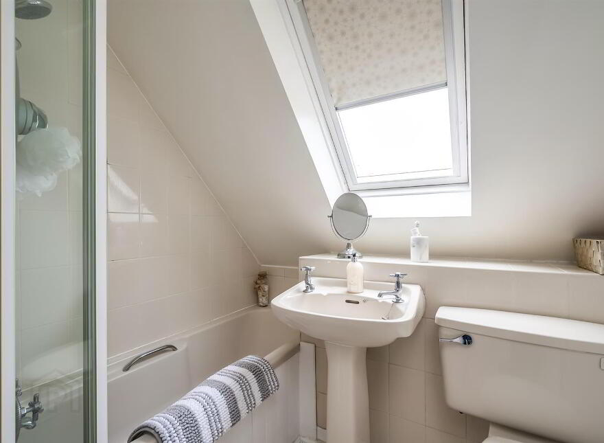 6 Knightsbridge Mews, Belfast, BT9 5EW