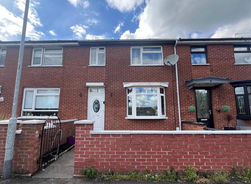 25 Juniper Way, Dunmurry, Belfast, BT17 0BQ photo