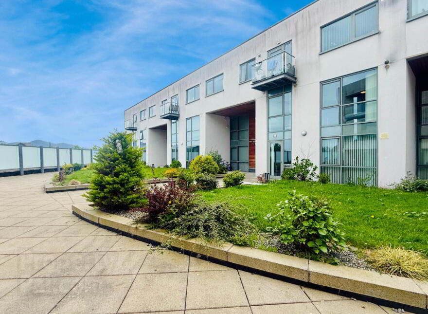 Apartment 5 The Reeks Gateway Tralee Road, Killarney, V93R6TE photo