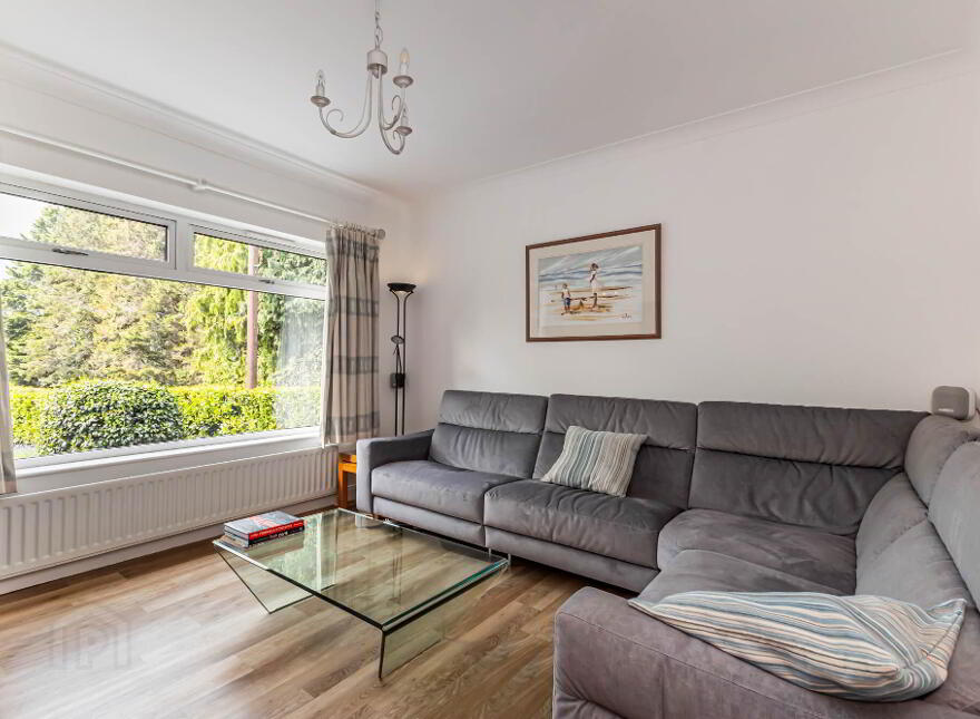 109 Saintfield Road, Lisburn, BT27 5PA