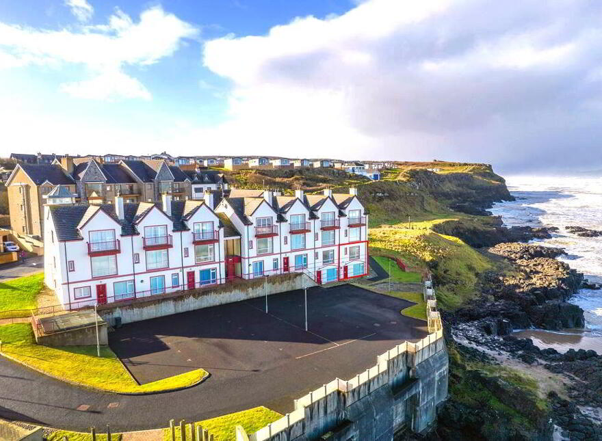 12 Ocean View, Castlerock, BT51 4QZ