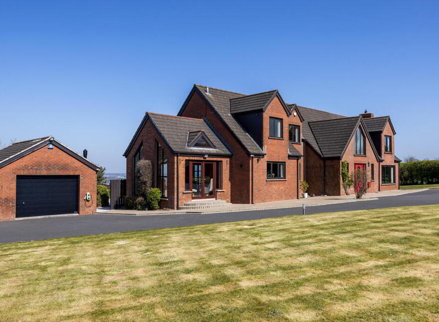 60 Ballyknock Road, Royal Hillsborough, BT26 6EF