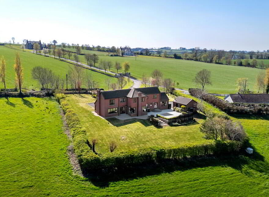 60 Ballyknock Road, Royal Hillsborough, BT26 6EF