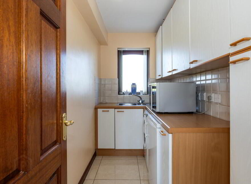 60 Ballyknock Road, Royal Hillsborough, BT26 6EF