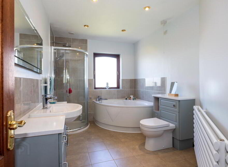 60 Ballyknock Road, Royal Hillsborough, BT26 6EF