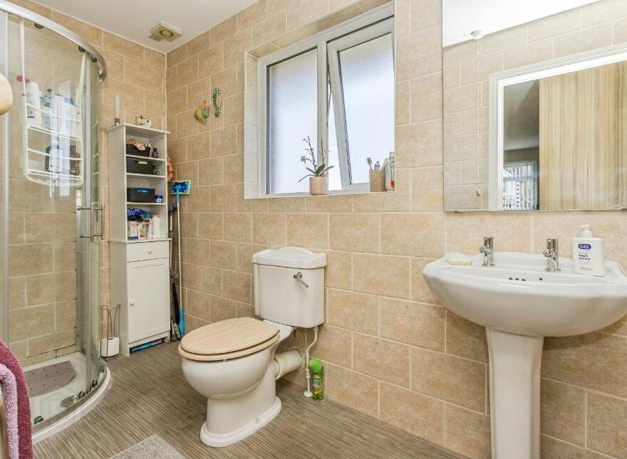 15 Lord Warden's Grange, Bangor, BT19 1YN