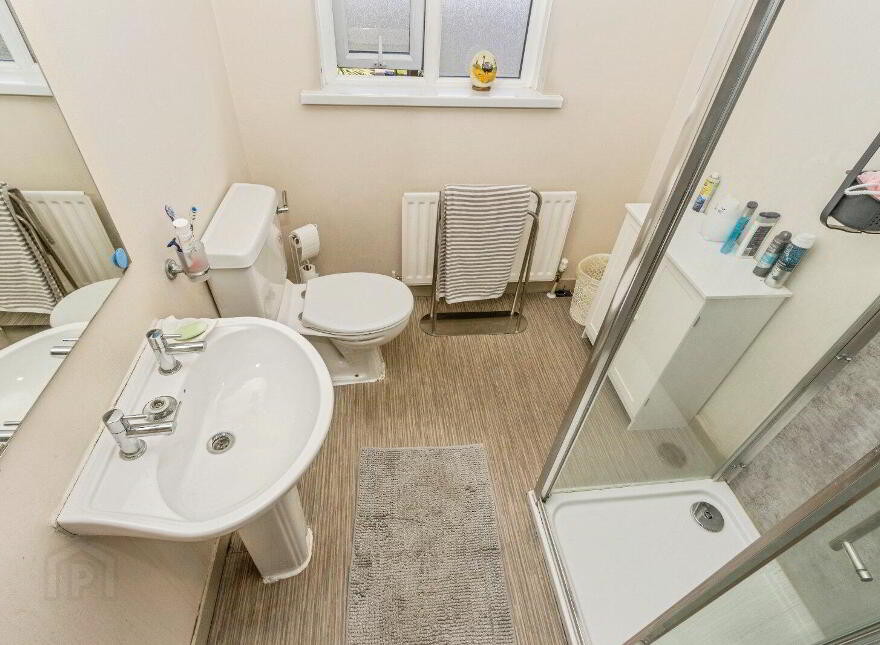 15 Lord Warden's Grange, Bangor, BT19 1YN