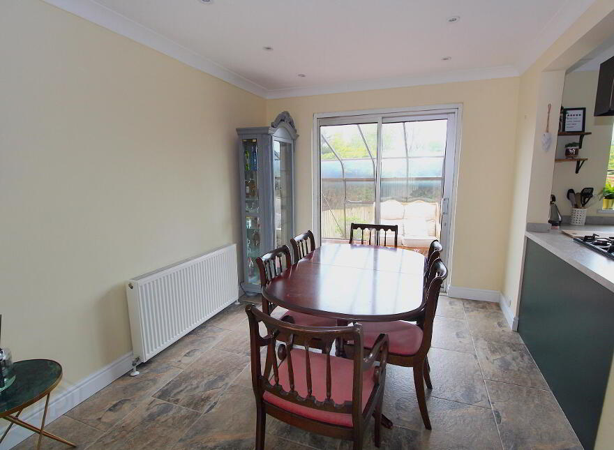 22 Lester Avenue, Lisburn, BT28 3QD