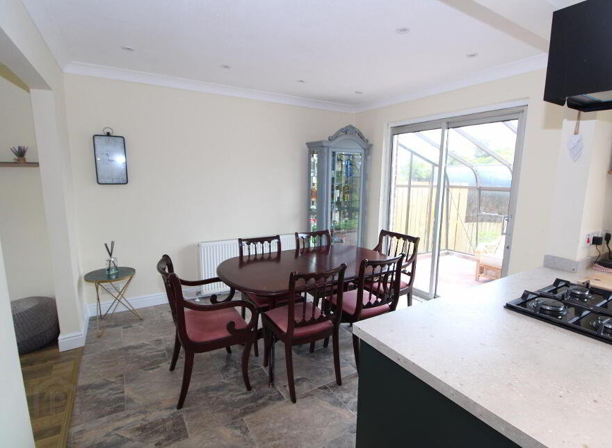 22 Lester Avenue, Lisburn, BT28 3QD