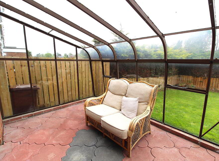 22 Lester Avenue, Lisburn, BT28 3QD