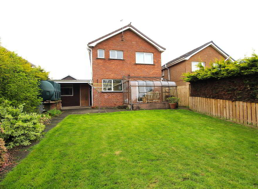 22 Lester Avenue, Lisburn, BT28 3QD
