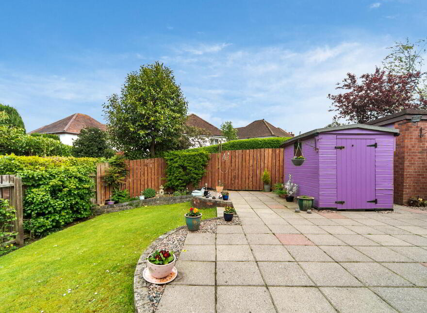 8 Thornhill Mews, Belfast, BT5 7AF