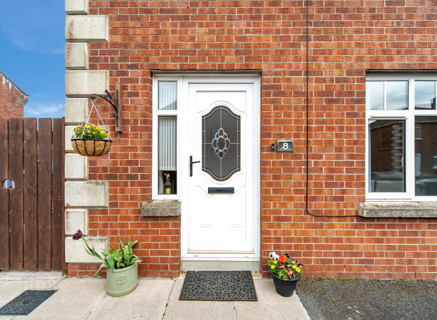 8 Thornhill Mews, Belfast, BT5 7AF