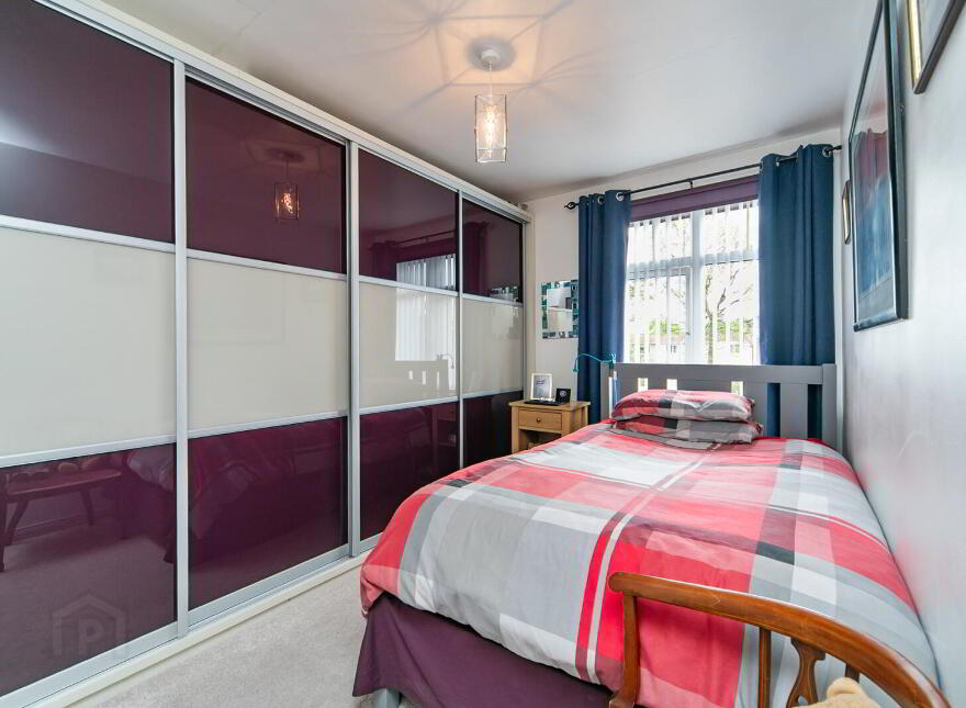 8 Thornhill Mews, Belfast, BT5 7AF